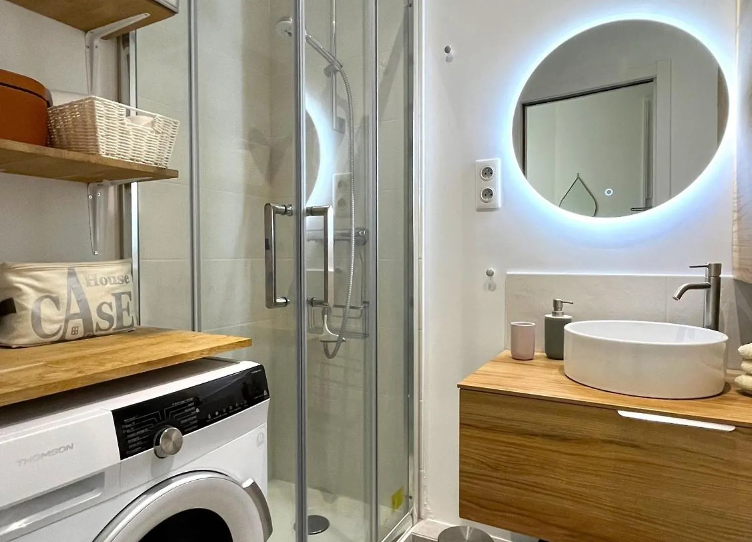Apartman L' Blomet *